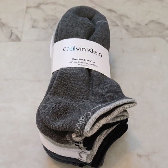 Calvin Klein Men's Gray Low Cut Socks - 6 Pack - Picture 1 of 4